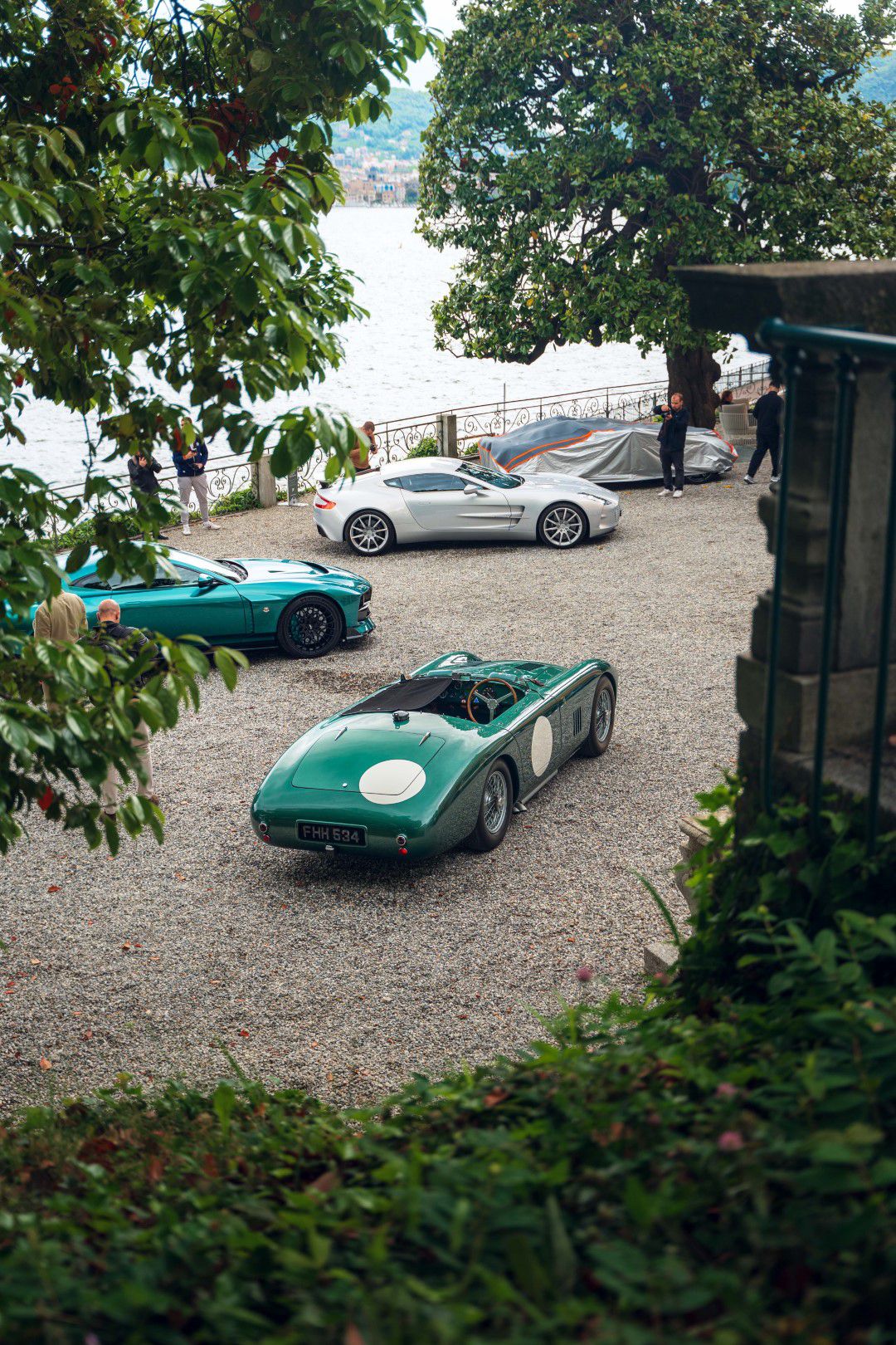 Casa Aston Martin-4