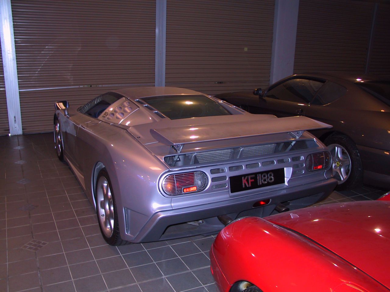Bugatti EB110 SS en la colección del Sultán de Brunéi