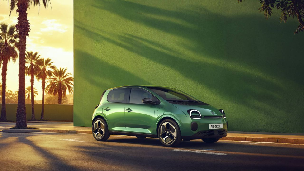 Renault Twingo E-Tech: sonrisa retrofuturista y proporciones one-box
