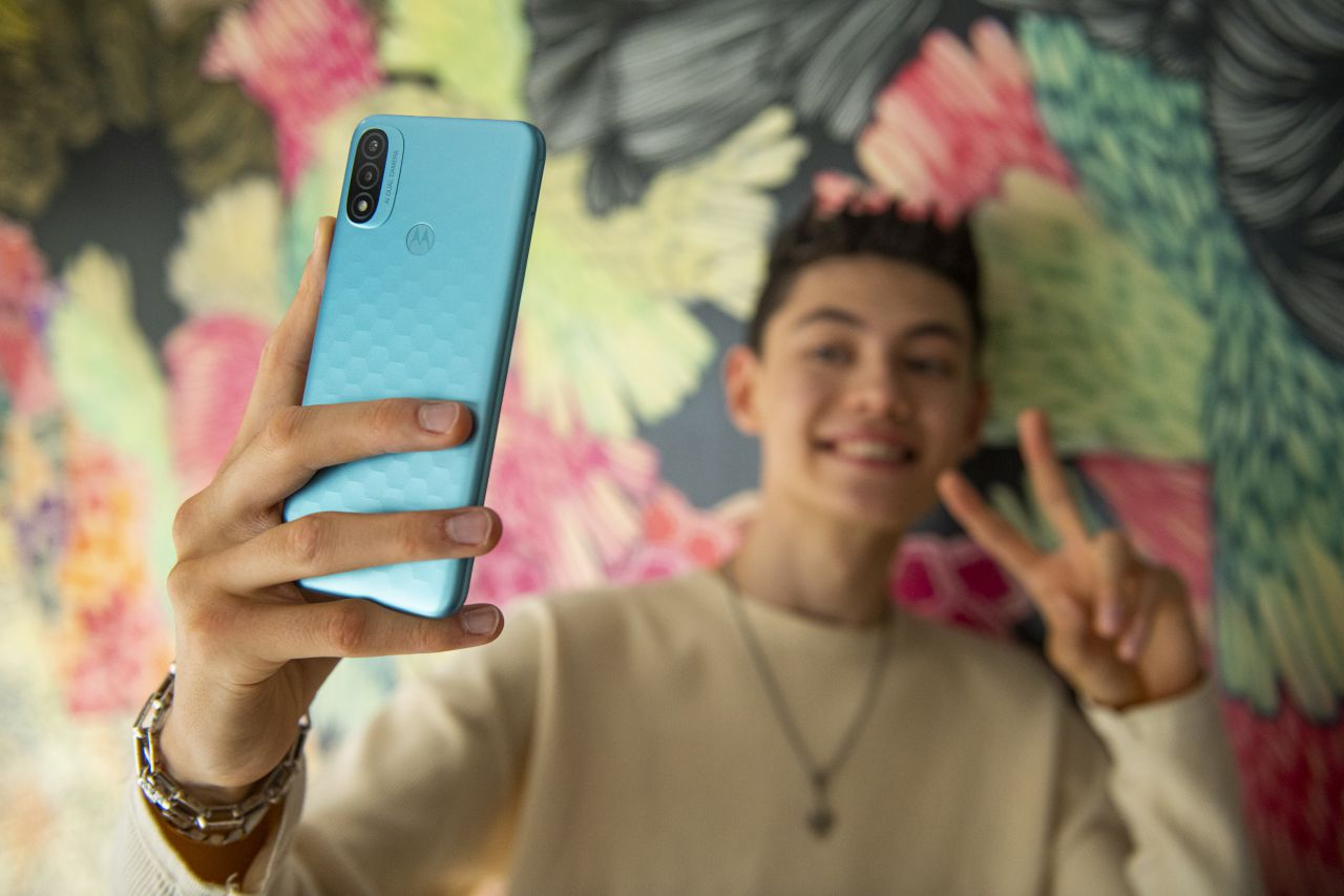 Moto E20