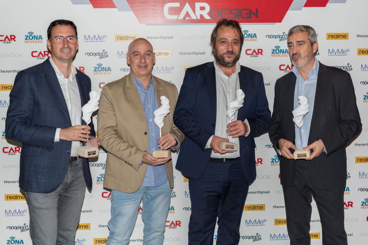 De izquierda a derecha, Carlos de Luis Díaz, director de comunicación de Seat y Cupra España, David Barrientos, manager de comunicación corporativa y movilidad inteligente de Nissan, Alfredo Guerra, senior marketing manager de Kia España y Jesús Presa, director de Relaciones Institucionales, Impacto social y Comunicación de Renault Group España