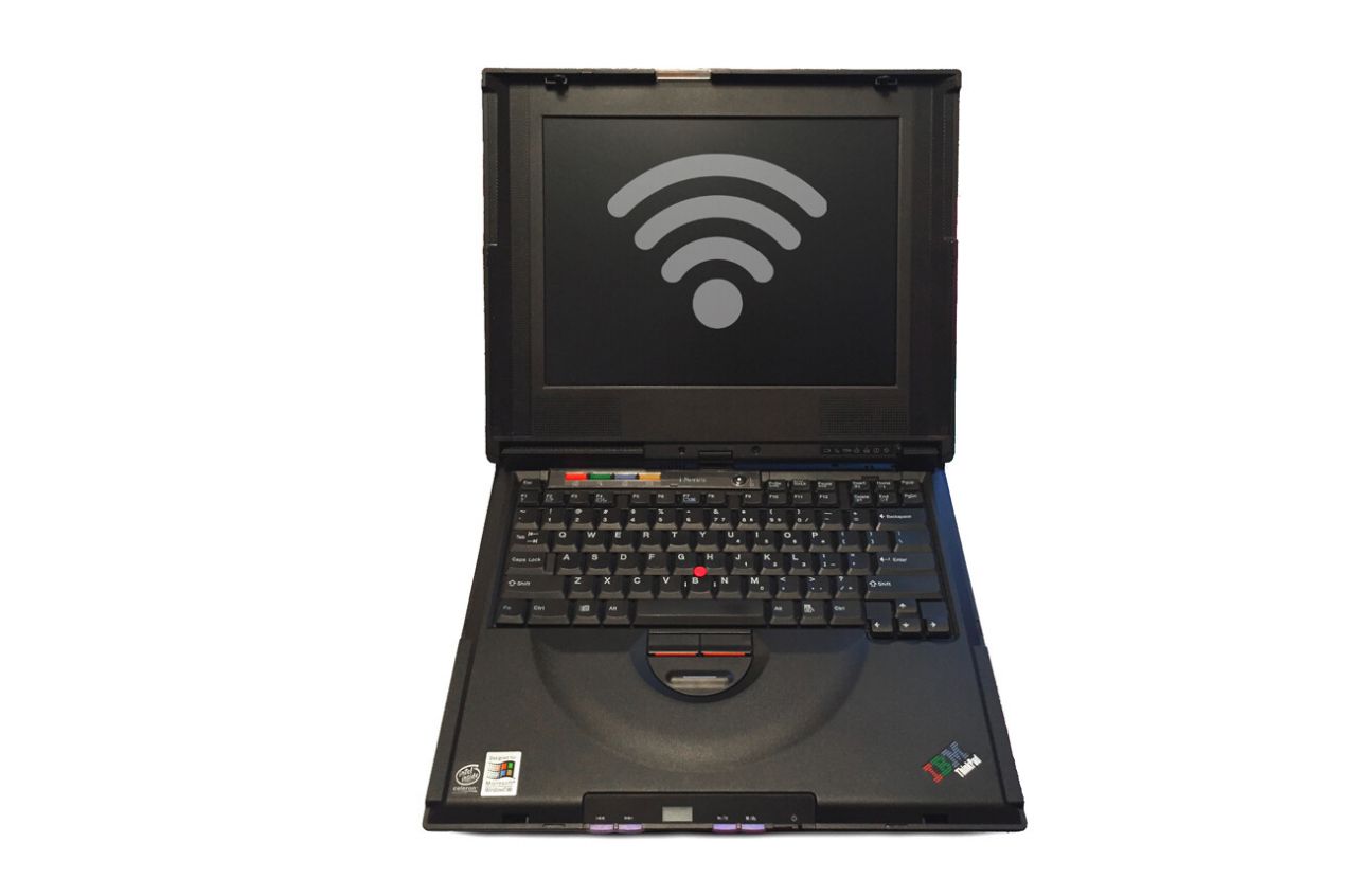 Lenovo ThinkPad i300, el primero con conexión WiFi