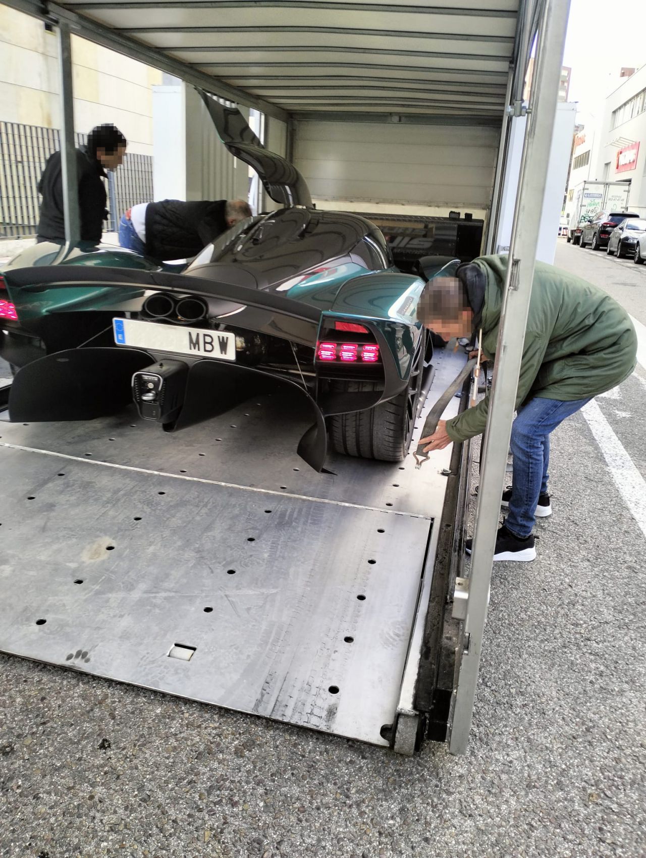 Aston Martin Valkyrie España