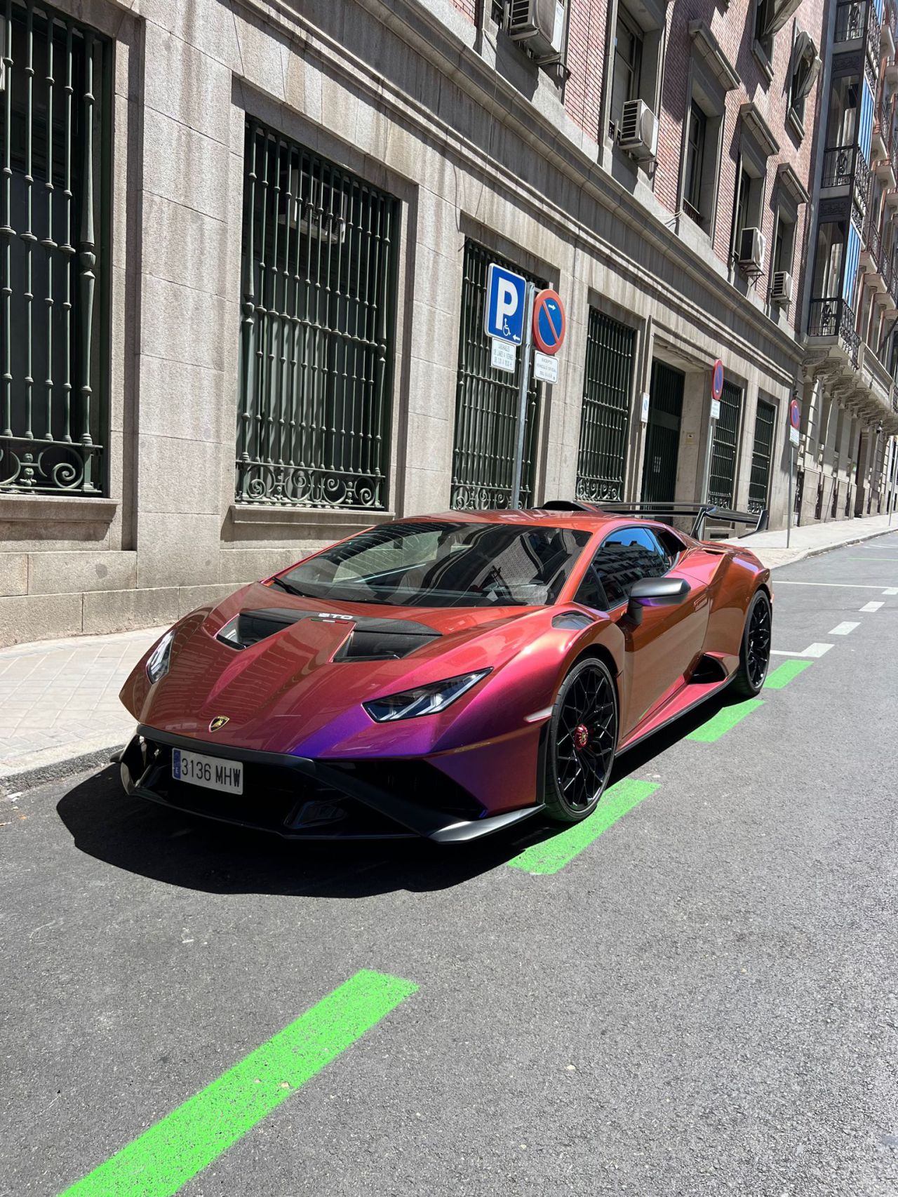 Lamborghini Huracán STO