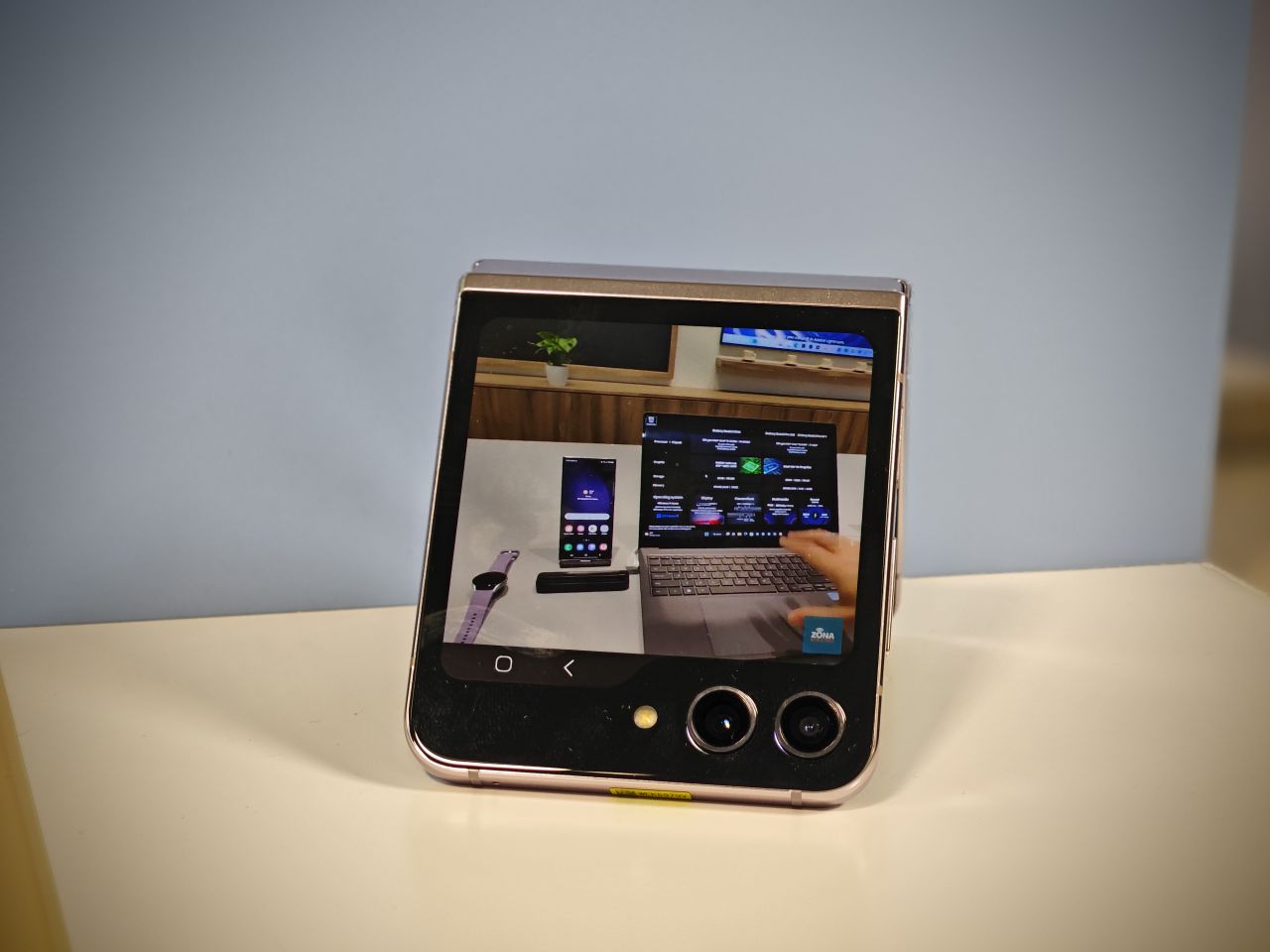 Samsung Galaxy Z Flip5