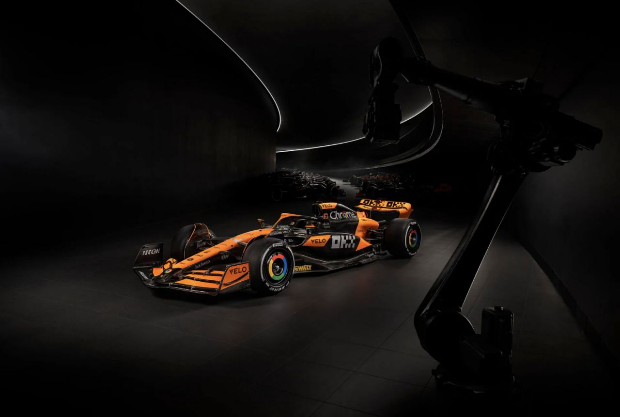 McLaren MCL38