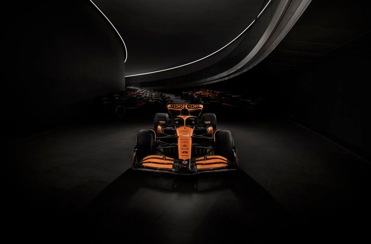 McLaren MCL38