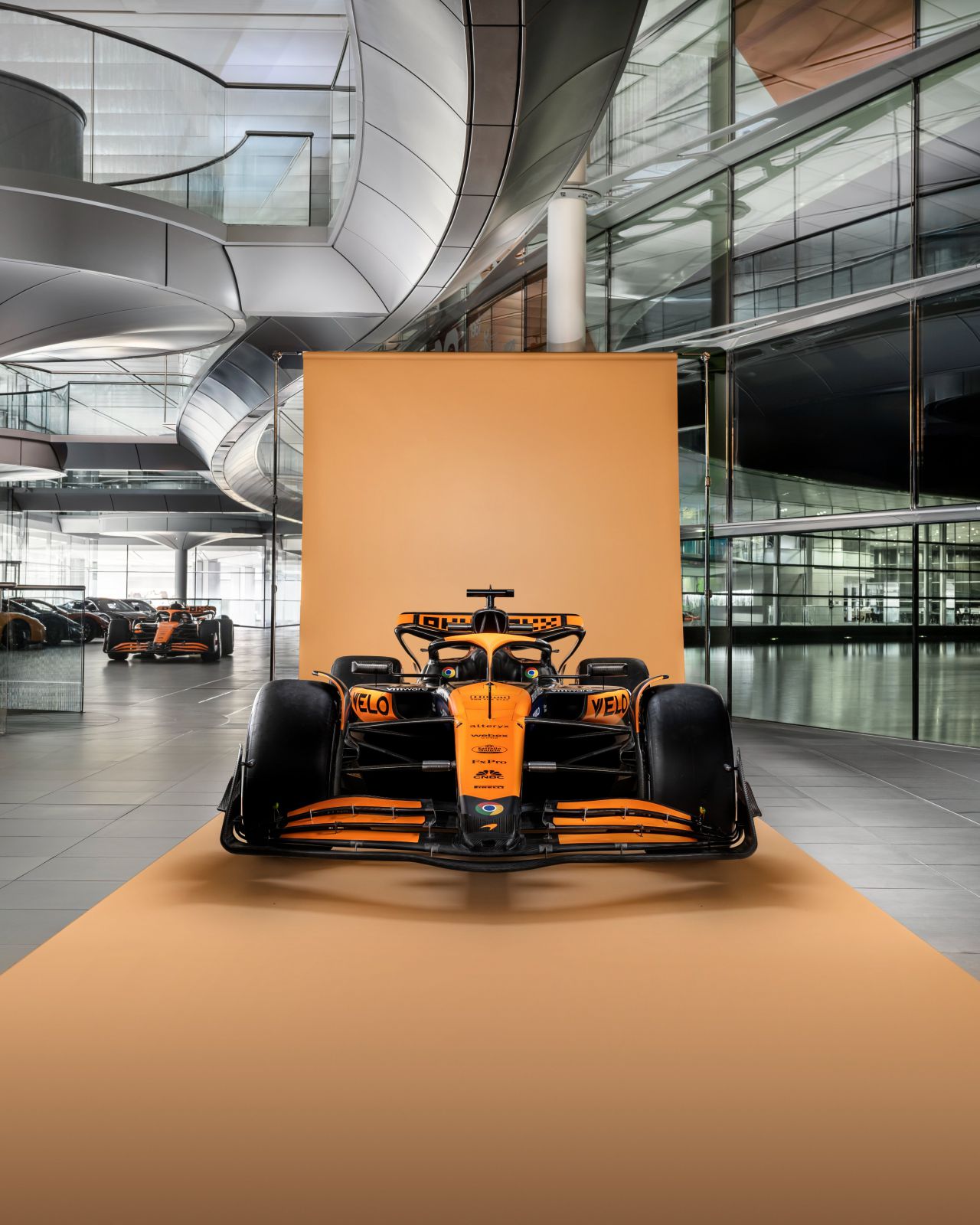 McLaren MCL38