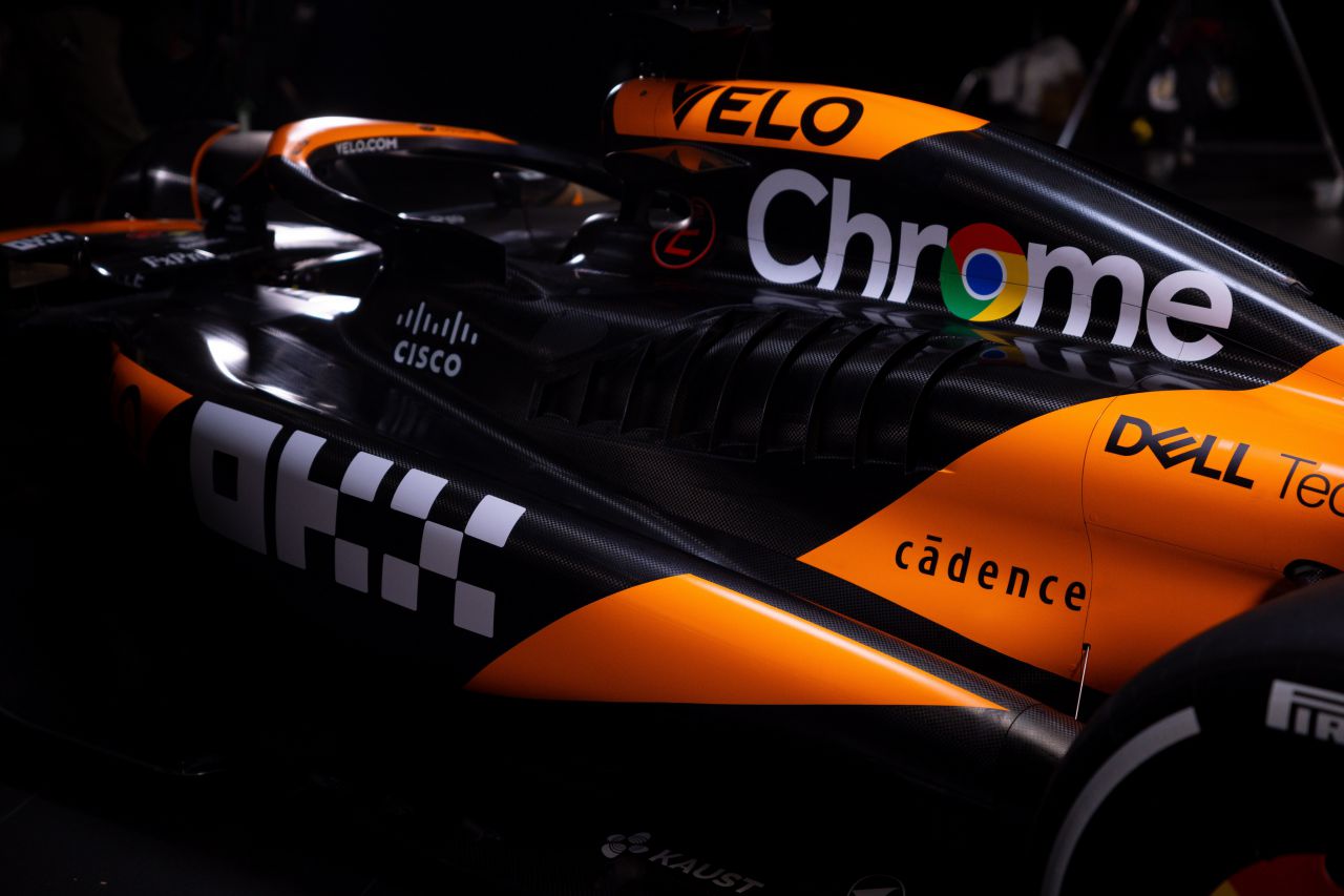 McLaren MCL38