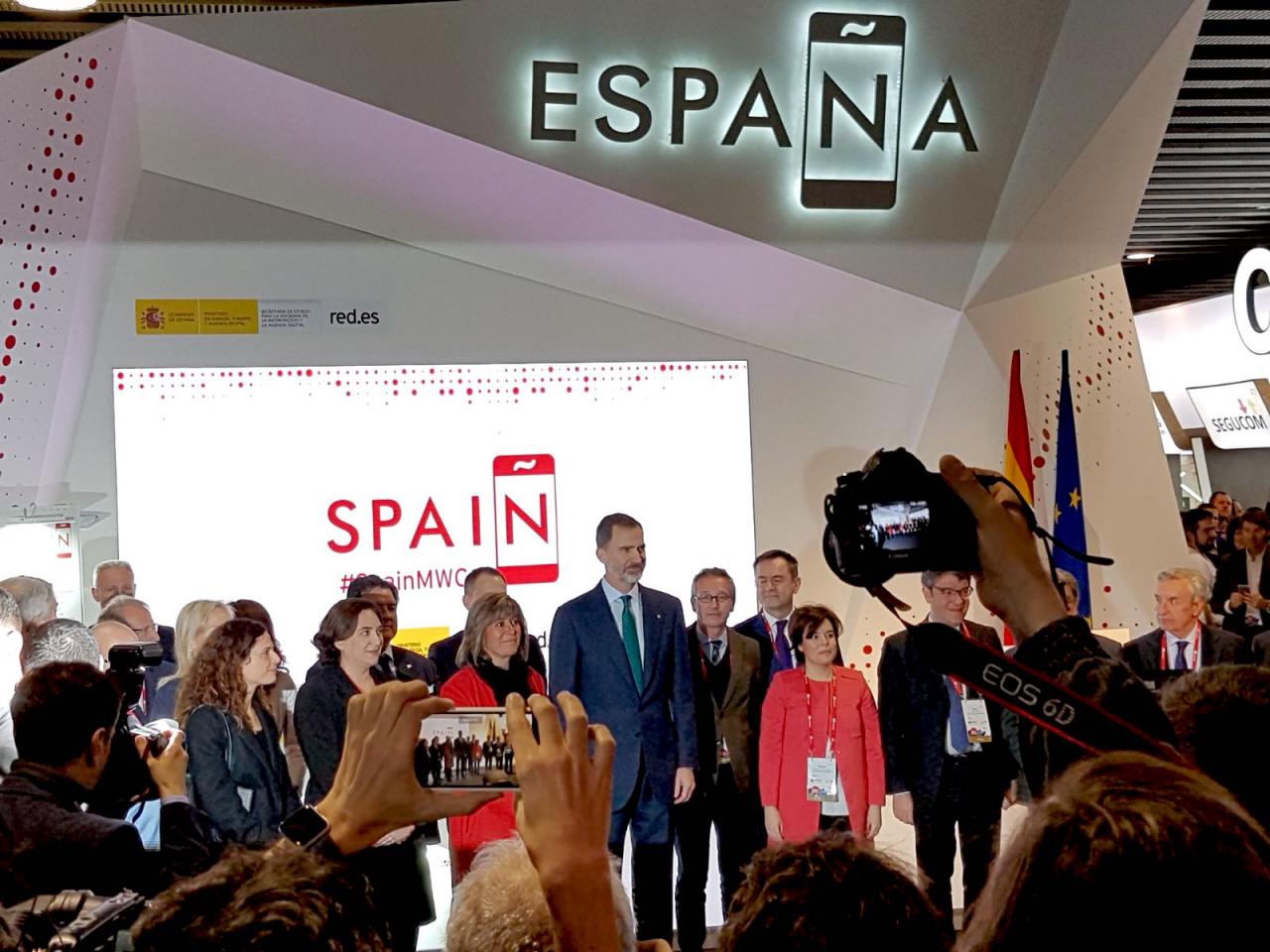 Visita institucional del Rey al Pabellón de España en el MWC 2019