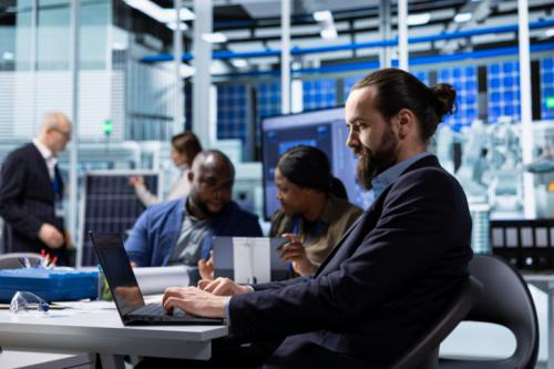 Los profesionales tecnológicos en España están satisfechos pero mantienen la mirada puesta en nuevas oportunidades