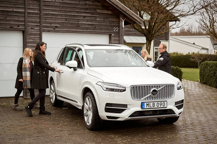 Volvo también anuncia su primer coche autónomo para 2021