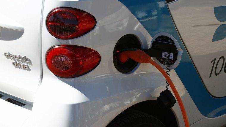 Energía aprueba el Plan MOVALT para incentivar la compra de vehículos de energías alternativas