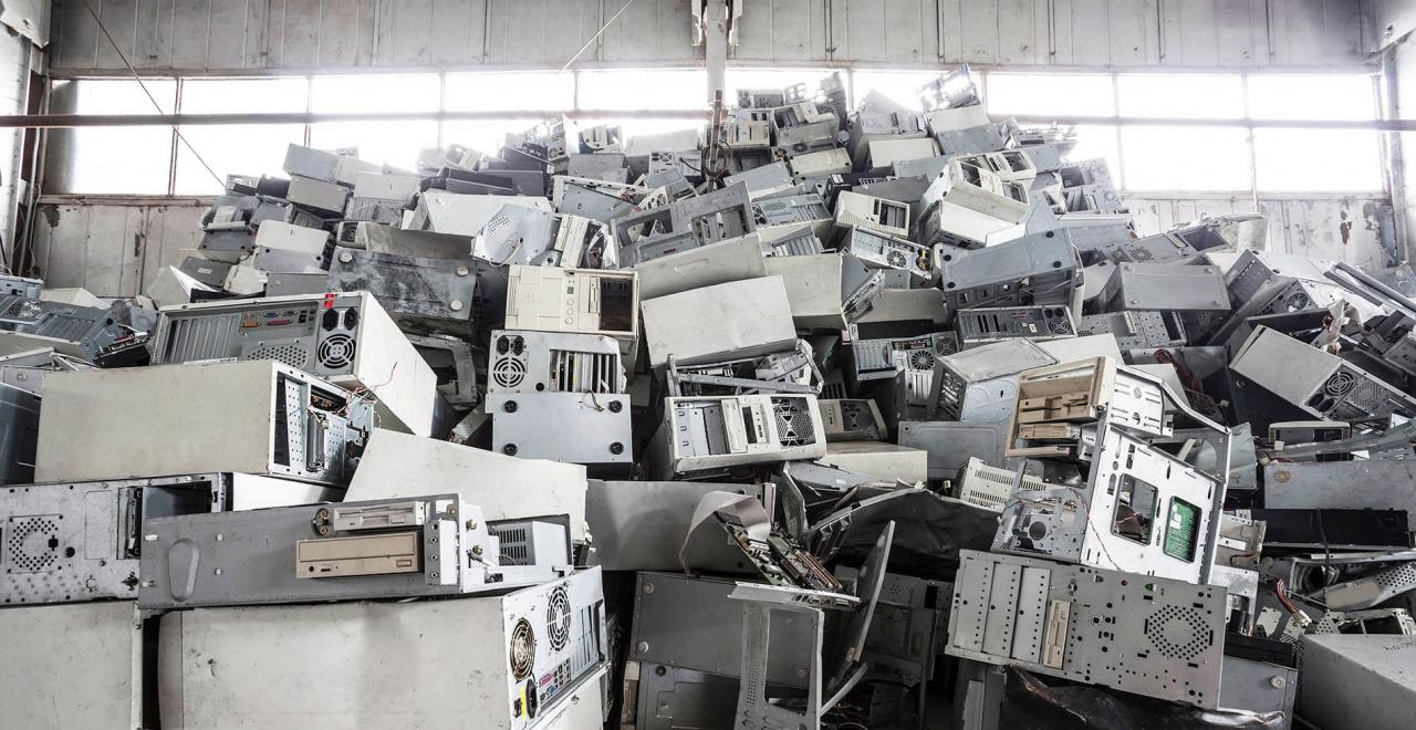 Competencia emite un informe sobre la gestión de residuos de aparatos eléctricos y electrónicos