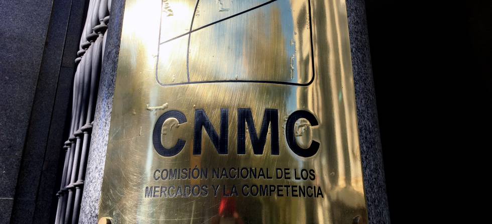 La CNMC multa a Telefónica con tres millones de euros