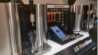 LG sorprende en el CES 2019 con la fabrica de cerveza casera, home brew