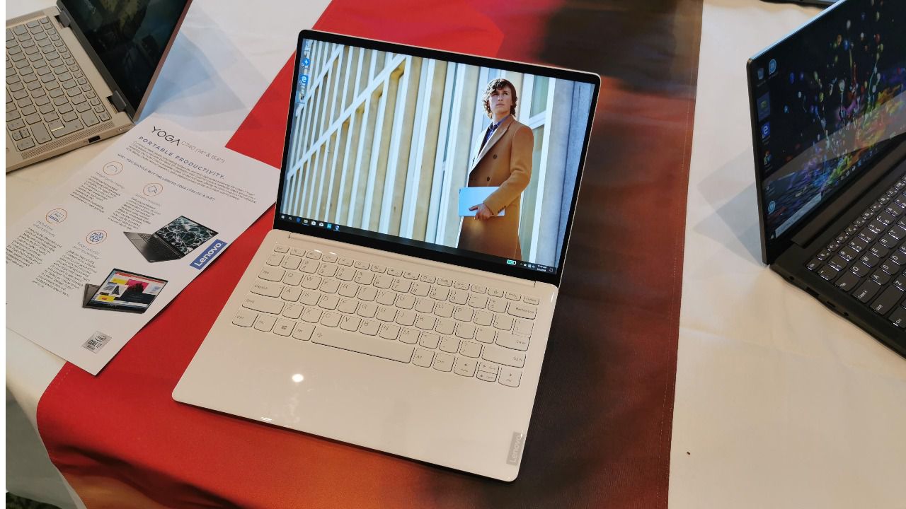 Lenovo hipercapacita sus equipos y saca nuevos Yogas