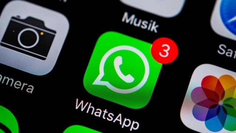 Llamadas al móvil y mensajes por Whatsapp; así nos comunicamos según el Panel de hogares