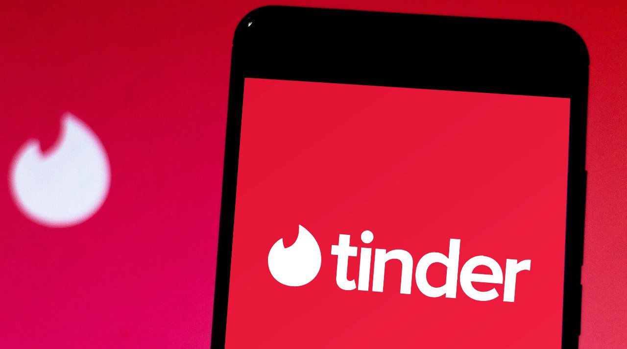 Tinder permite el match internacional para encontrar al mejor compañero durante el confinamiento