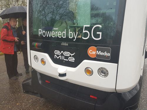 Primera prueba real de conducción autónoma 5G en España