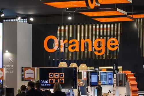 Orange presenta la Half-SIM, su tarjeta más pequeña y comprometida con el medio ambiente