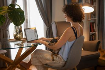 Uno de cada cinco españoles se siente solo al teletrabajar