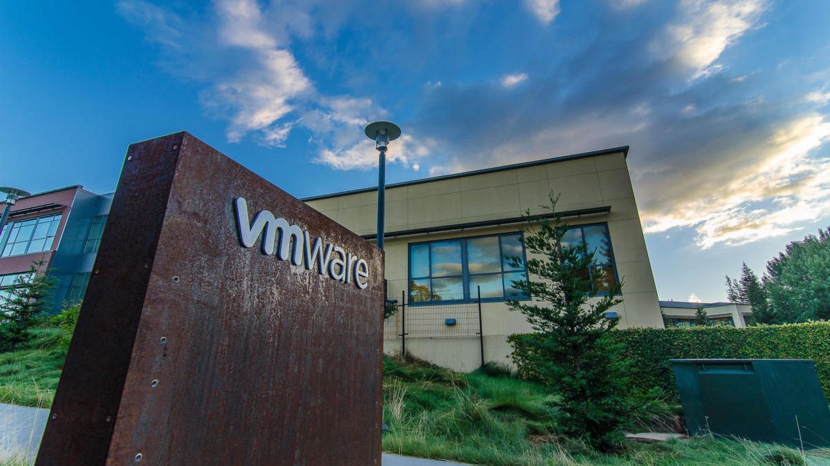 VMware ingresa un 9% más en 2020