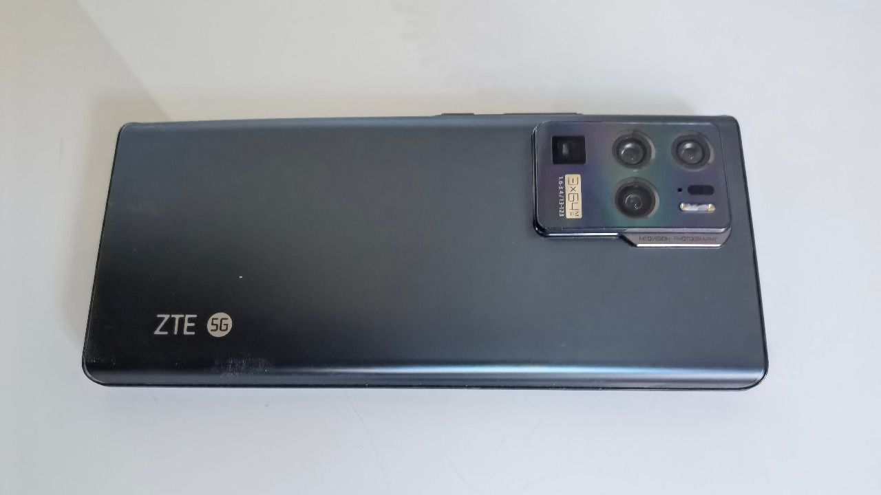 Prueba ZTE Axon 30 Ultra 5G, móvil premium de precio medio con detalles únicos