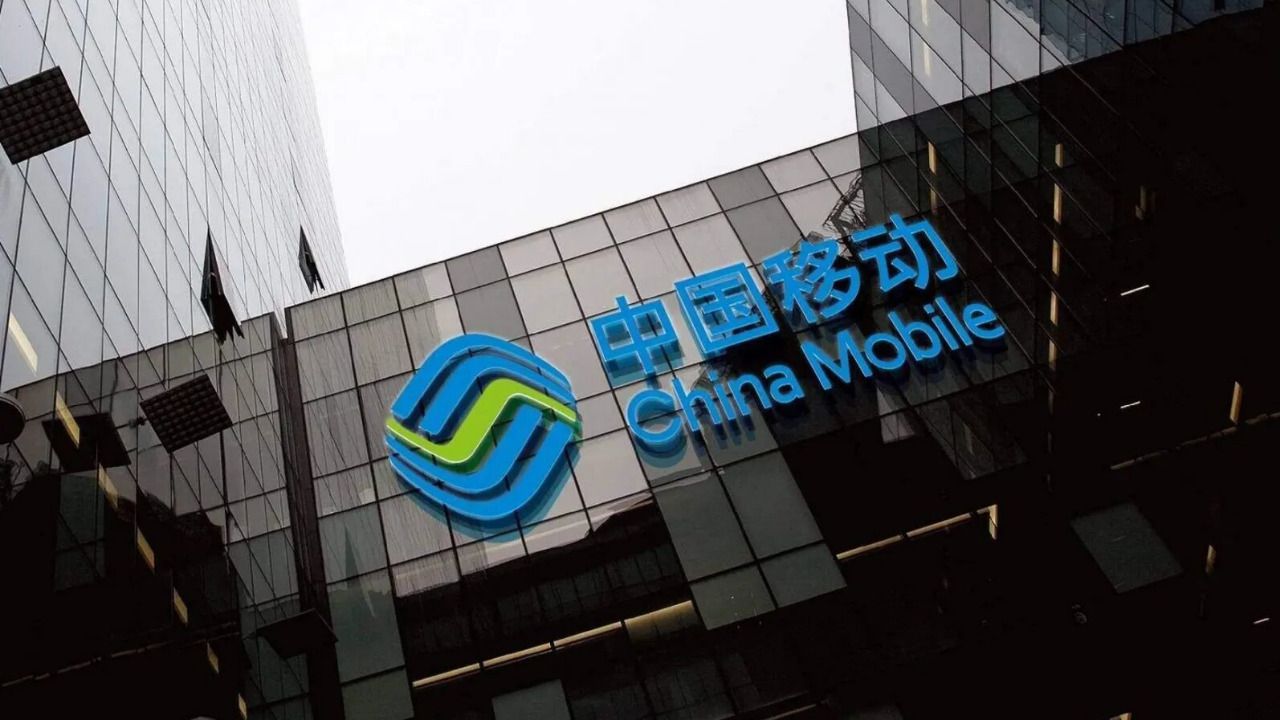 Ericsson y Nokia se quedan fuera del megacontrato de red 5G de China Mobile