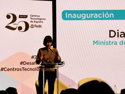 Diana Morant, ministra de Ciencia e Innovación durante el 25 aniversario de la Federación de Centros Tecnológicos