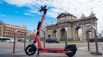 Los patinetes eléctricos de Voi vuelven a Madrid dos años después