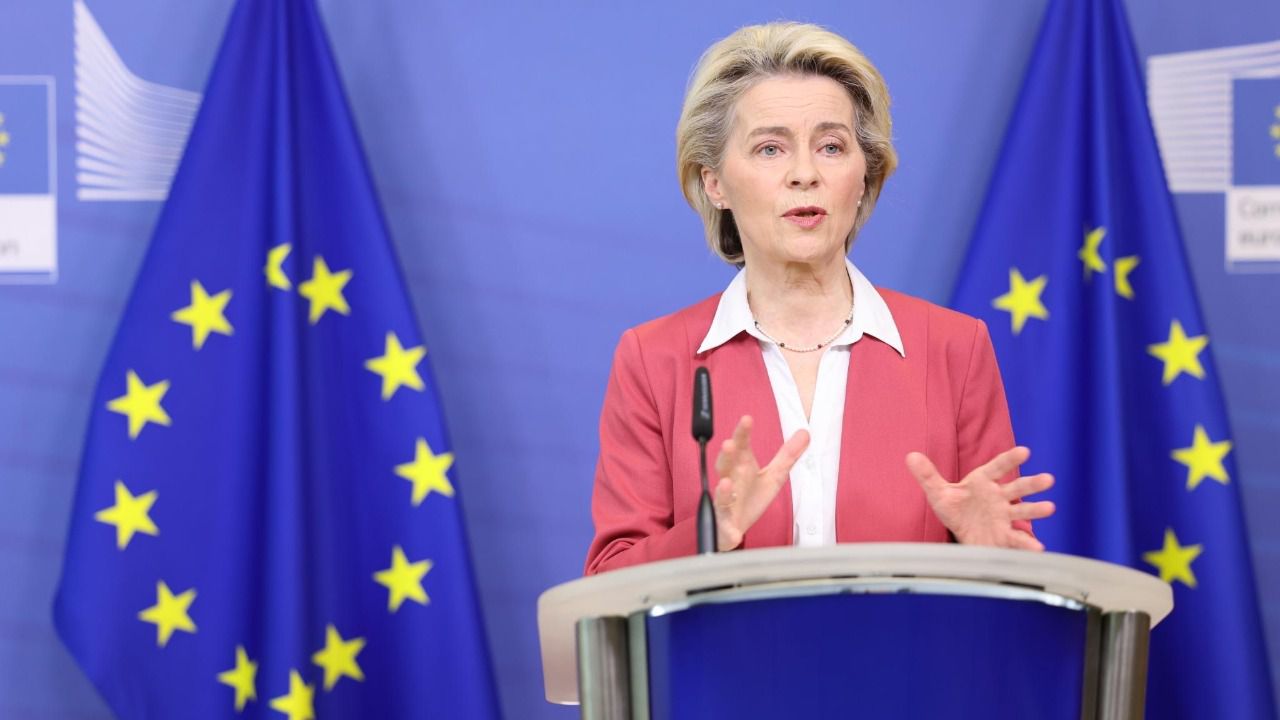 Ursula von der Leyen, presidenta de la Comisión Europea, durante la presentación de la Chips Act