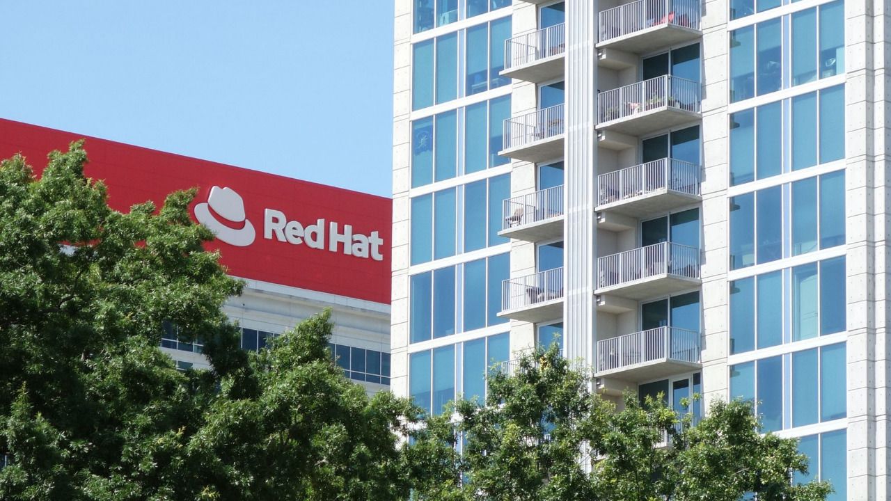 Red Hat lanza soluciones para proteger la cadena de suministro de software
