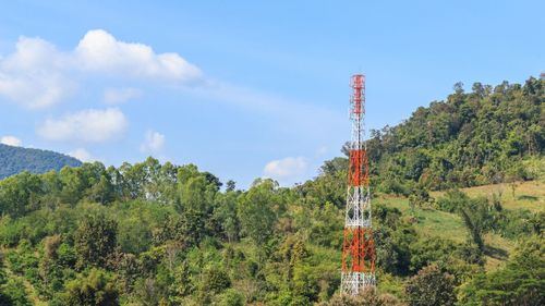 Vodafone lleva toda su oferta convergente de fibra a 1.191 nuevos municipios rurales con la red de Adamo