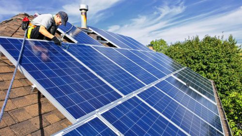 Bruselas aprueba la joint venture de Telefónica y Repsol de autoconsumo fotovoltaico