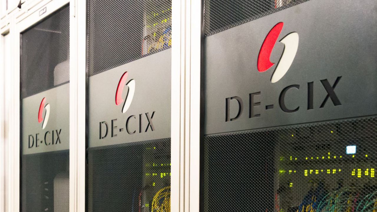 DE-CIX se adentra en África con tres plataformas de interconexión 