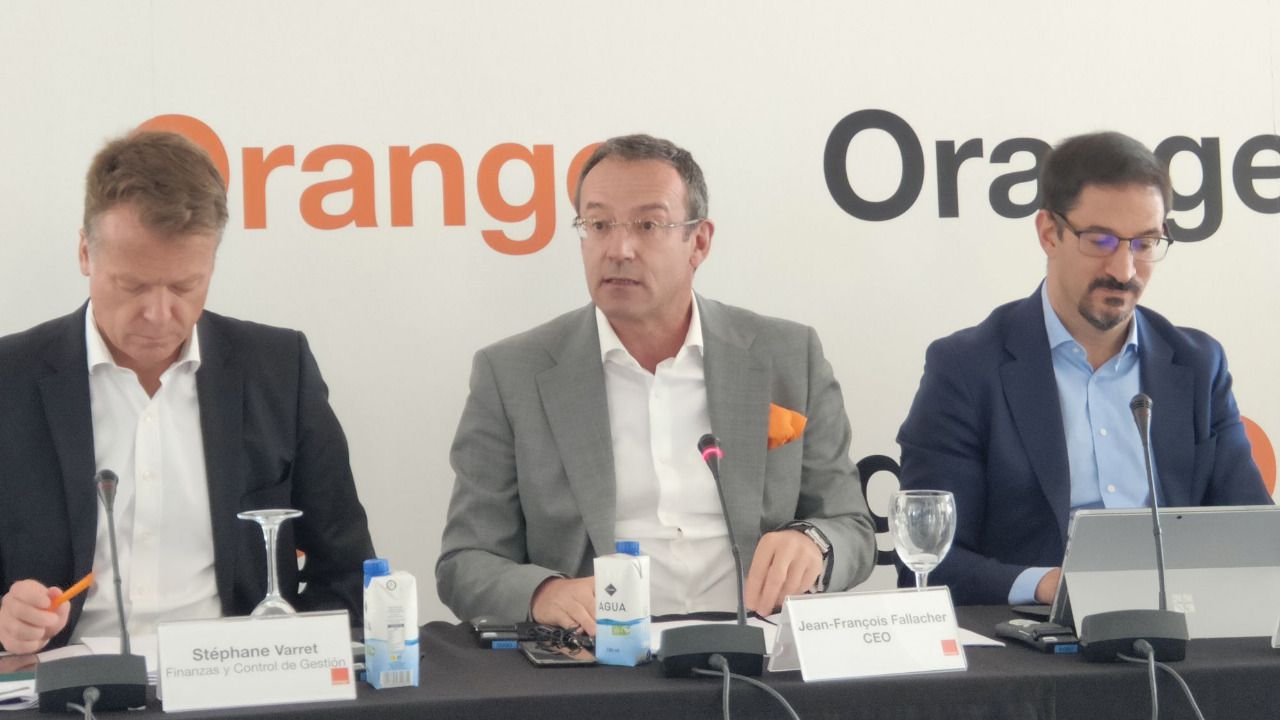 Orange España factura 2.265 millones, un 4,3% menos y renueva tarifas