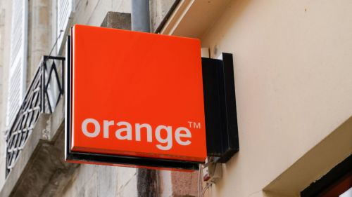 Orange escala una posición y se convierte en el segundo mayor operador de telefonía móvil de España