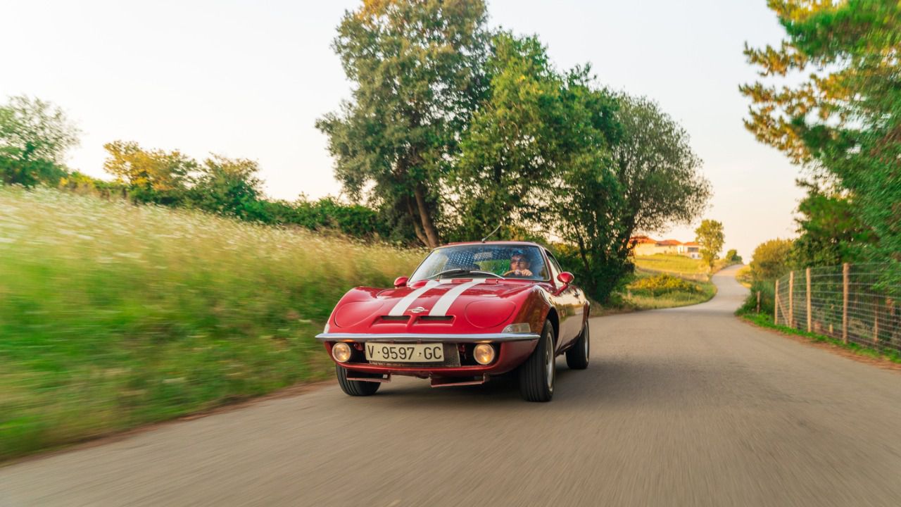 Opel GT (Autor: Alvaro Muro)