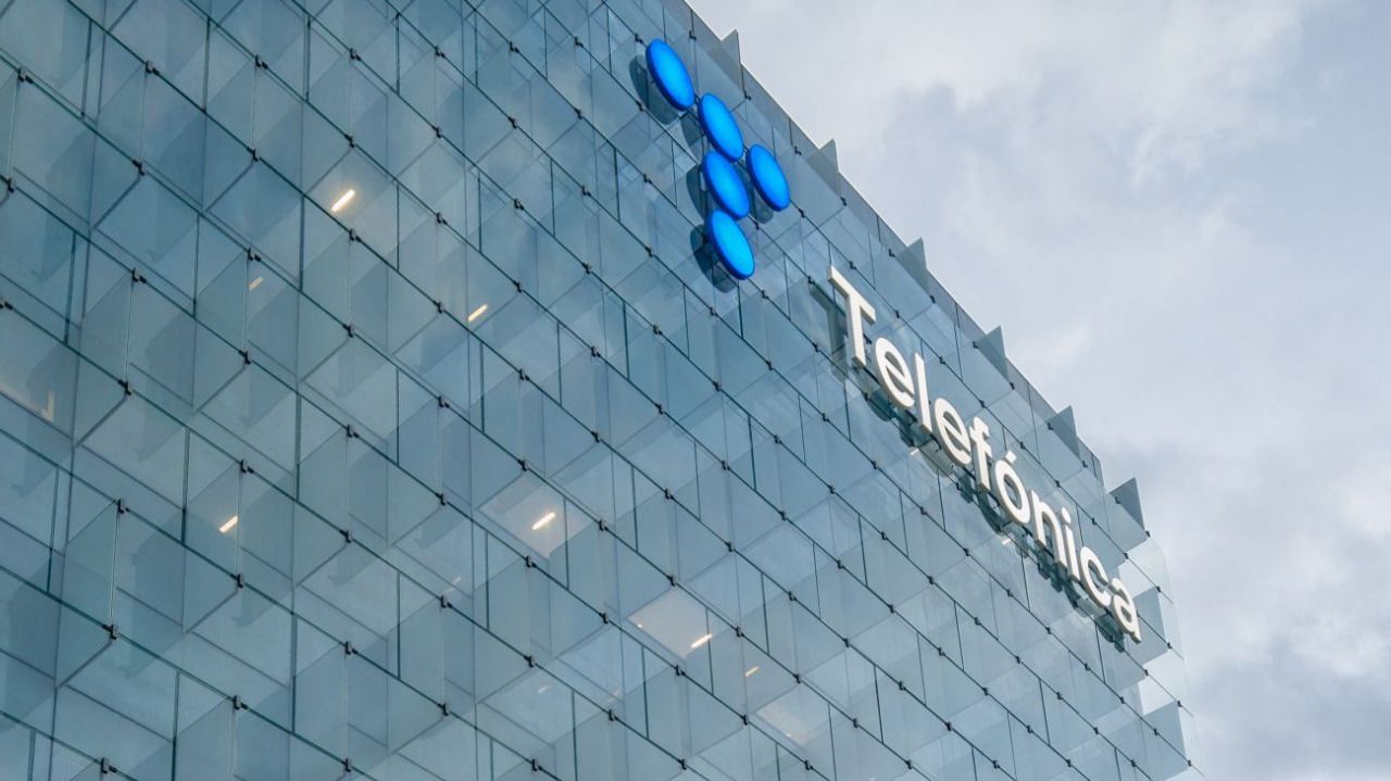 Telefónica amplía su equipo asesor con perfiles para la era digital