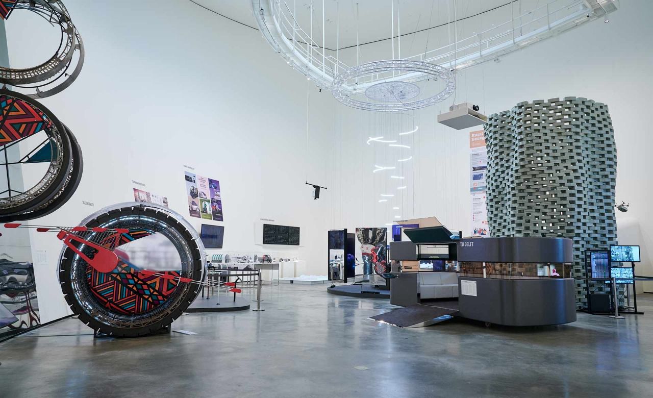 Motion Autos Art Architecture Sala 7 Futuro y Diseño