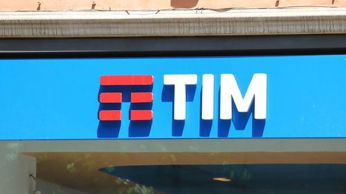 TIM también pide más a la oferta del CDP y Macquarie por su red fija