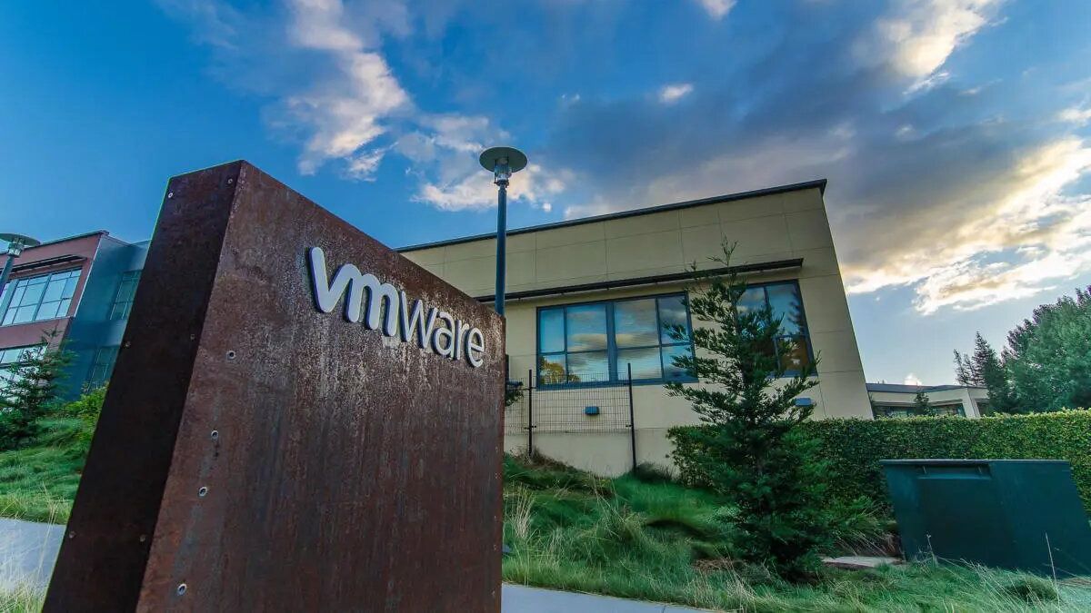 Bruselas pone 'peros' a la compra de VMware por parte de Broadcom