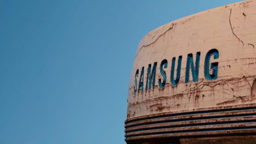 Samsung prohíbe a sus empleados usar ChatGPT tras descubrir la filtración de código sensible