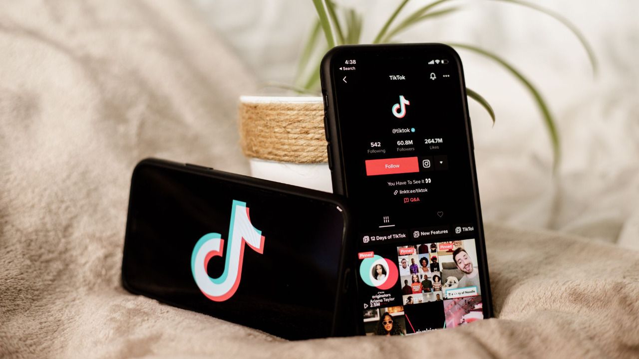 TikTok prepara una versión europea del 'Para ti' sin su algoritmo