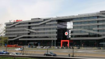 Vodafone España frena su caída, pero factura un 1,8% menos en su primer semestre fiscal