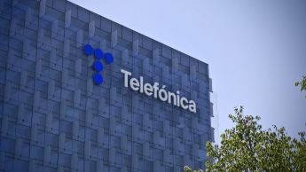 Telefónica refuerza contactos con sus inversores y se centra en su plan estratégico