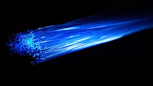 La CNMC aprueba la compra de la red de fibra óptica de Evolutio por parte de Lyntia