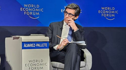 José María Álvarez-Pallete, presidente de Telefónica, durante su intervención en el Foro Económico Mundial de Davos 2024