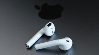 Bruselas multa a Apple con 1.800 millones de euros por prácticas monopolísticas en el mercado de streaming musical